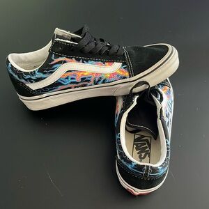 Vans low cut electric sneakers